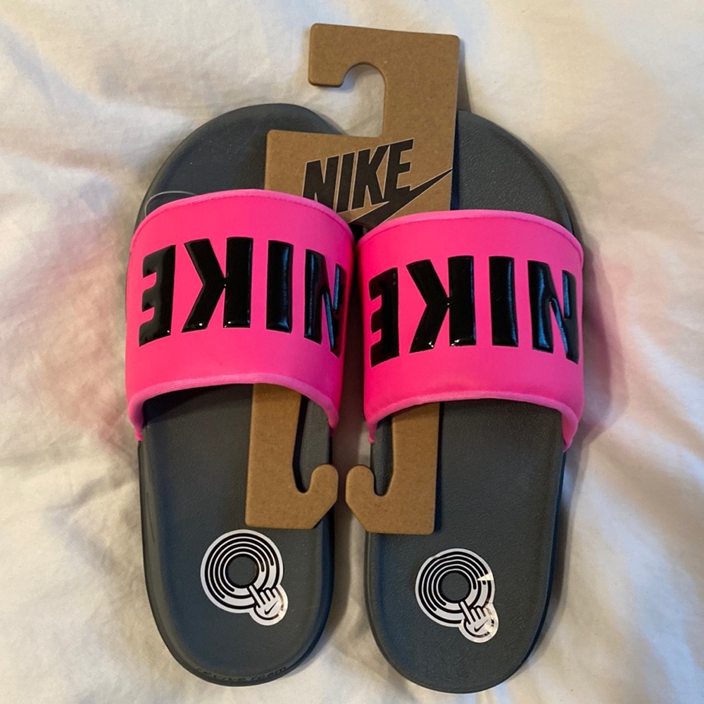 Nike slides